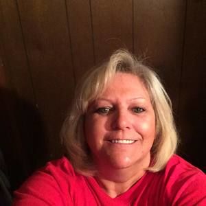 Meet your Posher, Angie